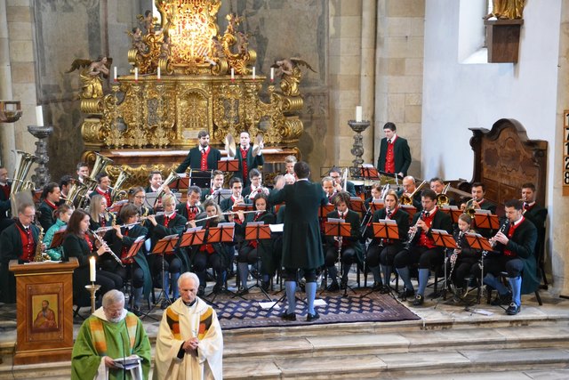 Bei der Musikermesse der ATK St. Paul mit Pater Siegfried Stattmann wurde der verstorbenen Mitglieder gedacht | Foto: KK