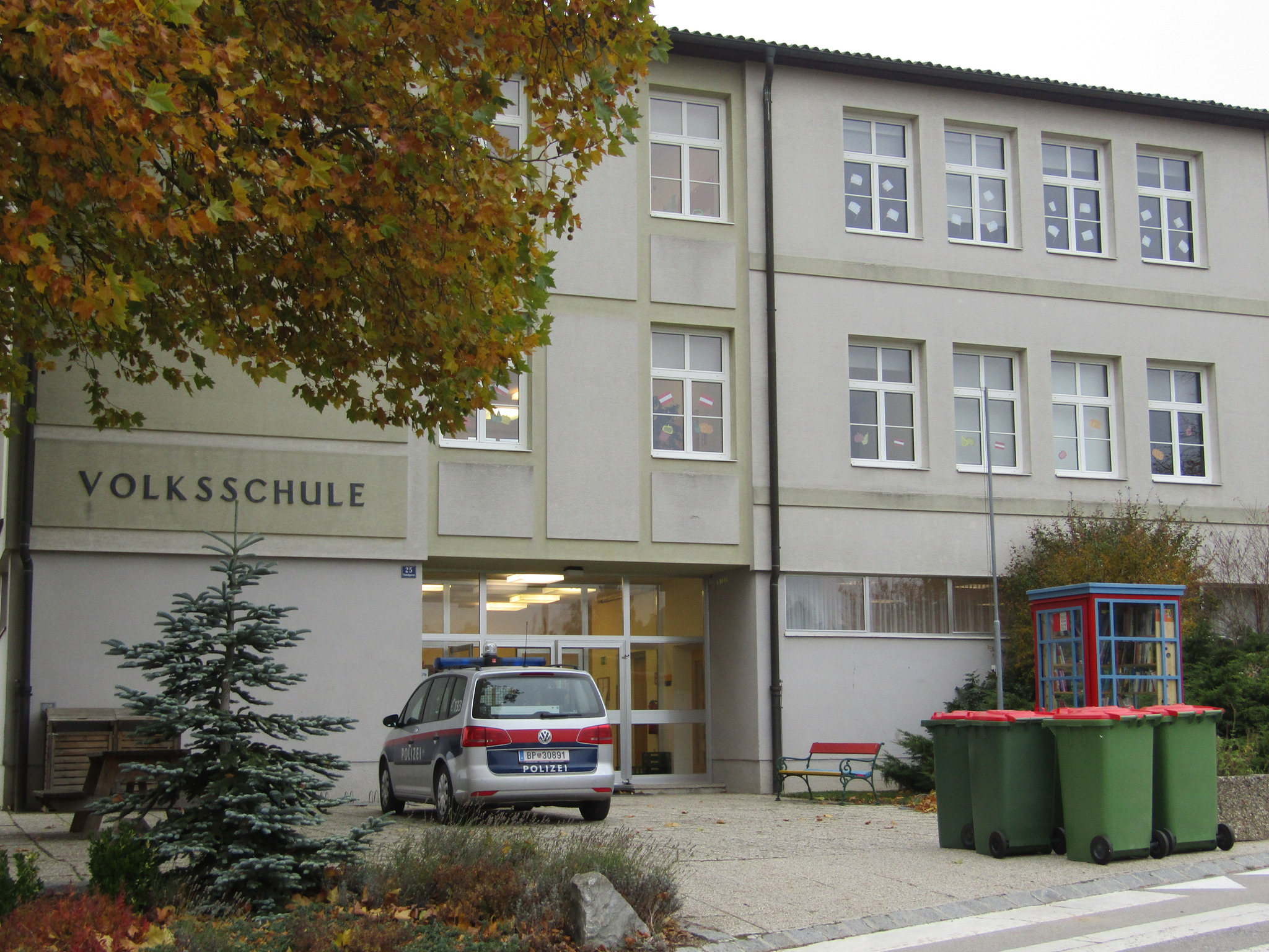 Einbruch in Kindergarten und Volksschule Kreuzstetten - Mistelbach