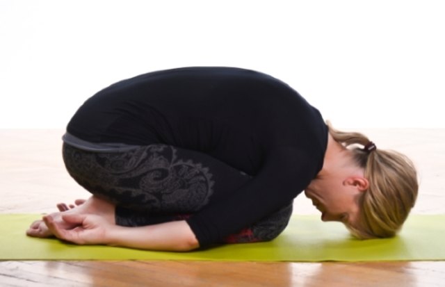 Sonja Steur bietet verschiedene Yogakurse und Workshops an.? | Foto: privat