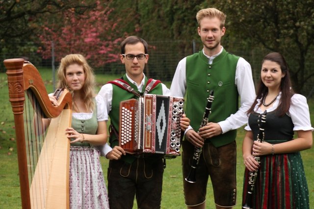 "Die Wiesenegger" mit Cornelia und Matthias Waltl, Marion Paternusch sowie Daniel Strametz werden dabei sein. | Foto: Foto: KK