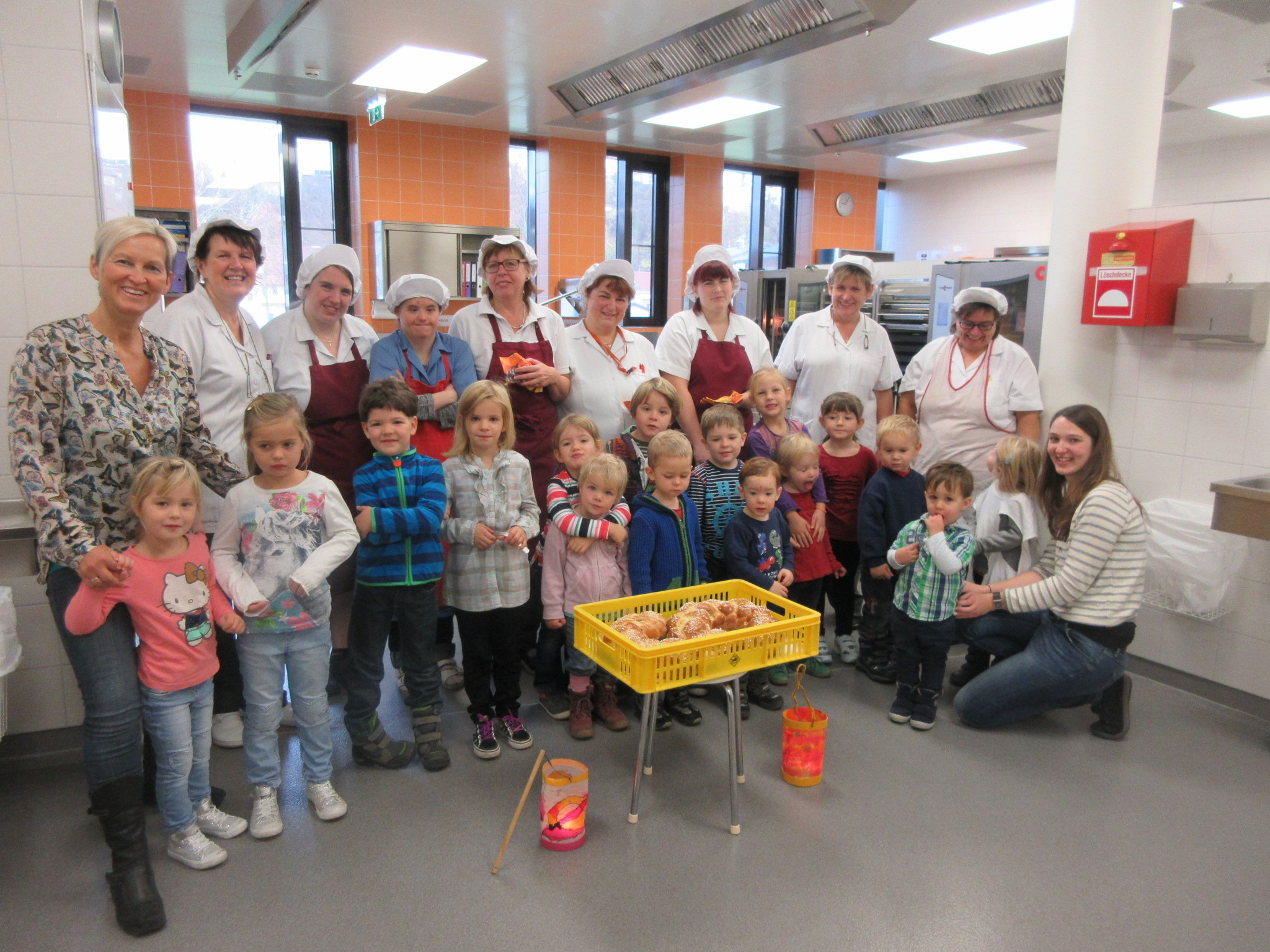 Altenheim und Kindergarten arbeiten zusammen - Kirchdorf