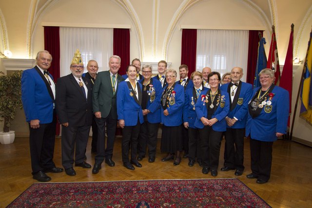 . . . Eulengilde im Rathaus . . .