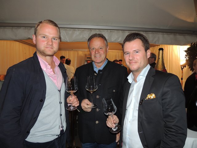 Profis unter sich, Manfred Tement (mitte) mit Konstantin Wolf (li) und Thomas Wunderle, Vertrieb WeinART Wolf.