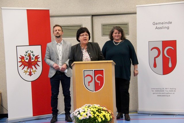 VD Martin Sorko, BSI Elisabeth Bachler und Kindergartenleiterin Edith Lanser.