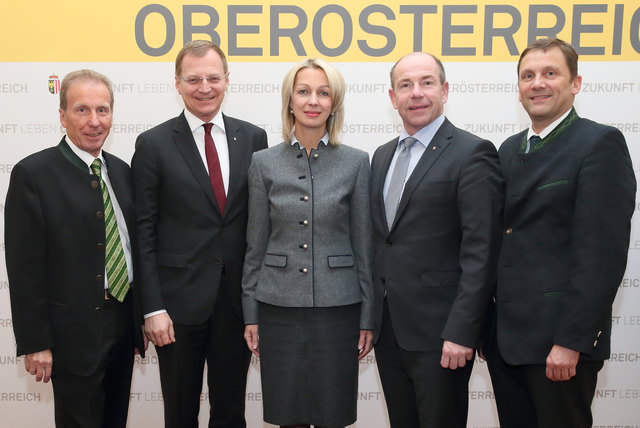 Walter Wolf, LH-Stv. Thomas Stelzer, Elfriede Moser, Landesrat Max Hiegelsberger, Hubert Huber