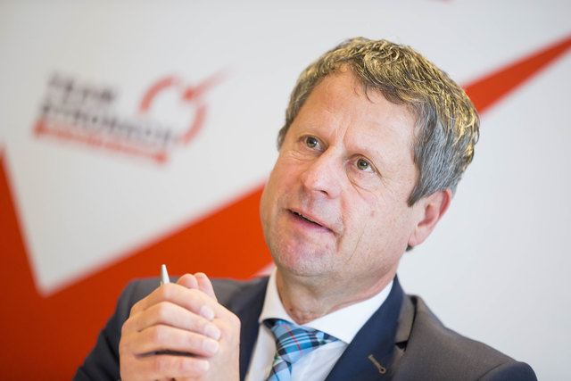Team Stronach-Landesparteiobmann und Klubobmann LAbg. Helmut Naderer | Foto: Franz Neumayr/Leopold