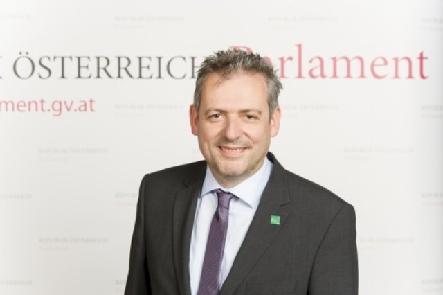 Foto: Parlament