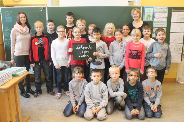 In der Volksschule Bachmanning unterrichtet Viktoria Friedrich die dritte und vierte Schulstufe in einer Klasse.