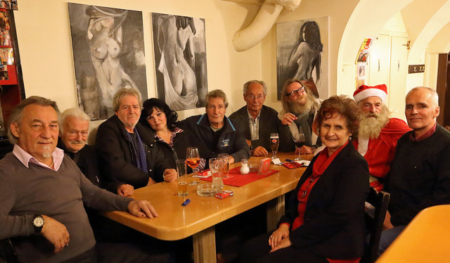 Gerhard Lippitz, Ing. 
Walter Wrana, Gody Umschaden, Sonja Radujko, Suad Bijedi?, Harry Sima, 
Johann Holzfeind-Wieltschnig, Weihnachtsmann Centauri Alpha, Mag. Christian 
Urban und Margot.