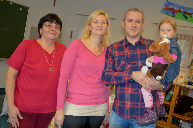 Renate Dwornikowitsch, Melanie Knapp mit Roman und Valerie Sturm.