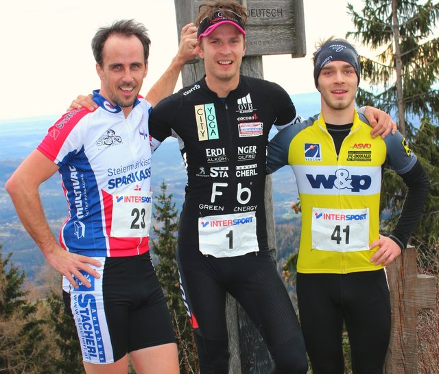 Die Top3: Christoph Schlagbauer (mitte), Niklas Podhraski (rechts) und Christian Kleinhappl (links)