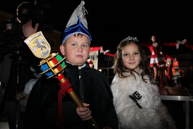 Das Perger Kinderprinzenpaar  Prinzessin Vanessa die I. von Süß und Fein und Prinz Florian der I. von Quirlig und
Wild