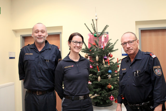 Polizisten kennenlernen aus waldhausen im strudengau, Eggendorf er sucht sie markt. Atzenbrugg kleinanzeigen bekanntschaften. Polizisten kennenlernen aus waldhausen im strudengau, Drnkrut