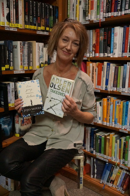 Anita Leitner-Maisl empfiehlt Adler-Olsens "Takeover" und Jojo Moyes' "Ein ganz neues Leben".