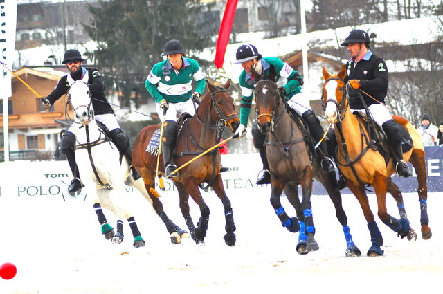 Sportliche Action zu Pferd wird wieder auf der Münichauer Wiese in Reith geboten. | Foto: Archiv