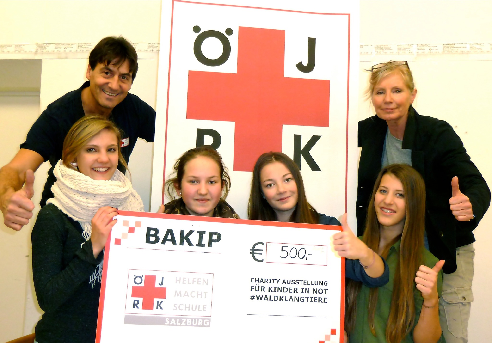 BAKIP-Schülerinnen spenden Kreativität - Salzburg-Stadt