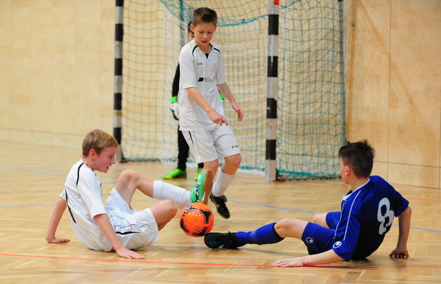 Voller Einsatz bei den Spielen in ganz Tirol – die Nachwuchs-Hallenmeisterschaft des TFV ist ein Highlight im Winter!