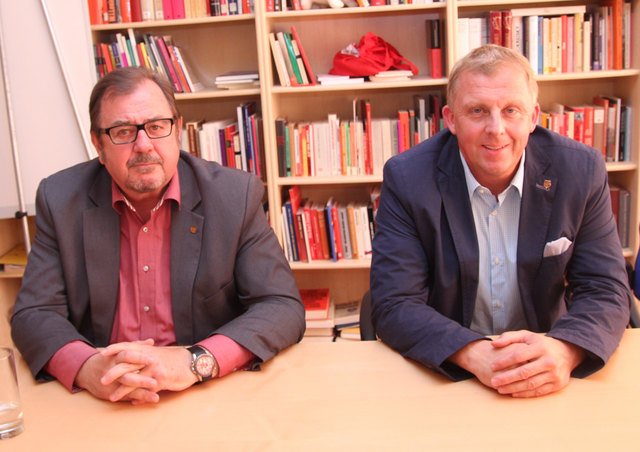 Viel Kritik an "bunter Regierung": Wolfgang Trofer (l.) und Horst Karas | Foto: Kreska