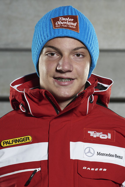 Der Naturbahnrodler Fabian Achenrainer präsentiert sich in blendender Form. | Foto: W&K