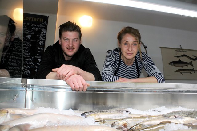 Sebastian Slavicek und Petra Frisch sind nicht nur privat ein Team. Gemeinsam haben sie das "Goldfisch" eröffnet.