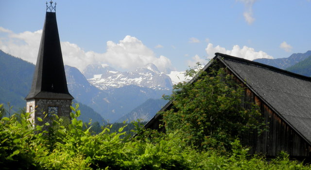 Der Dachstein ist hier von Altaussee fast nicht mehr zu erkennen, aber er ist es doch.