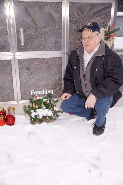 Leopold Faschings Frau wurde Opfer eines Diebstahls am Melker Friedhof.