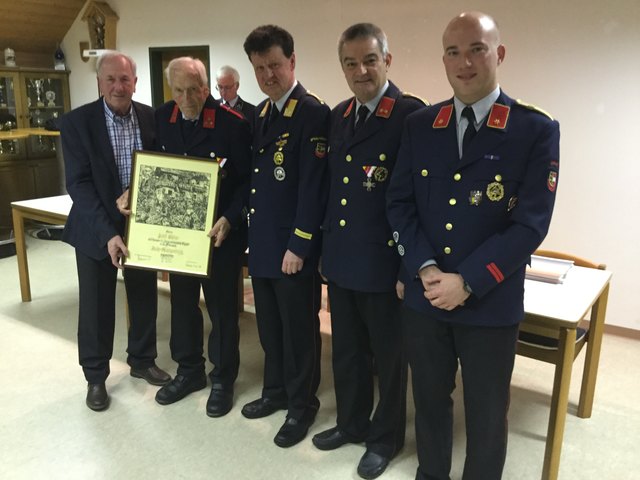 Bürgermeister Hermann Moser, Weber Josef, Abschnittsfeuerwehrkommandant BR Kurt Petschar, GFK OBI Harald Haberle, Kom-Stv. BI Stefan Rohr