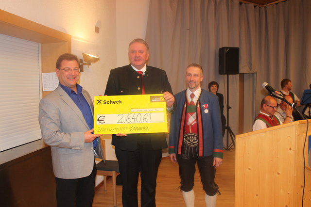 GV Alfons Gruber mit Walter Steinlechner (li.) und Dietmar Entner