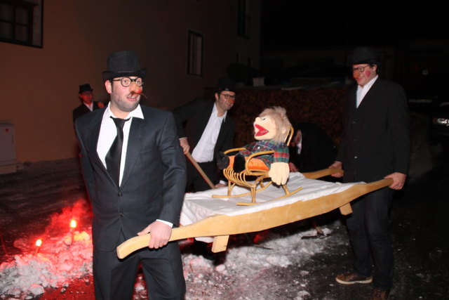 Das Naz-Ausgraben gilt als Startschuss der Fließer Fasnacht.