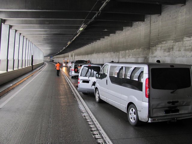 Unfall im Arlbergstraßentunnel: Sieben Fahrzeuge waren darin verwickelt.