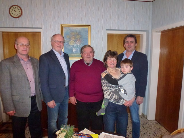 Johann Eichberger, Josef Rathmanner, Walter Wiedemann mit Gattin Brigitta und Enkel, Gerhard Pfneisl