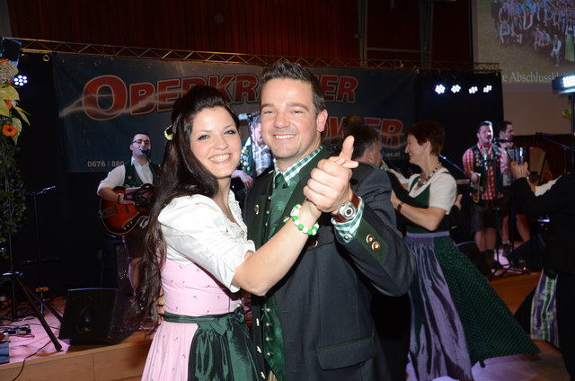Tracht ist beim Kirchberger Schlossball richtig in.