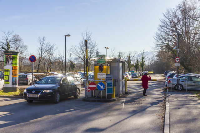 Akademieparkplatz im Salzburger Nonntal