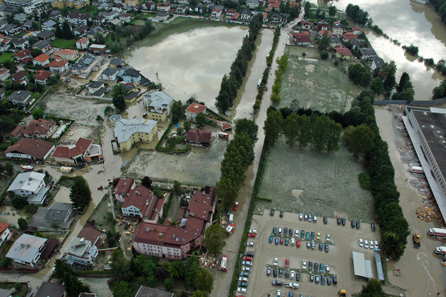 2005 waren große Teile des Unterinntals – unter anderem Wörgl – massiv vom Hochwasser betroffen. | Foto: Land Tirol