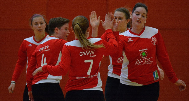 Die Damen des FSC Wels dürfen sich über die Halbzeitführung freuen.
