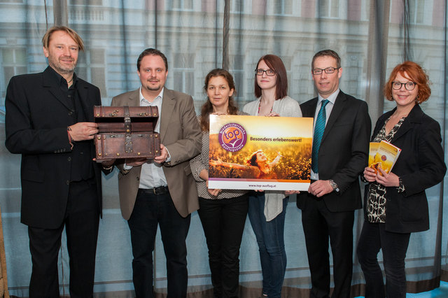 Harald Pichelbauer, Sprecher Top-Ausflugsziele Niederösterreich, Wolfgang Mastny, Arbeitsgruppe Marketing Top-Ausflugsziele Niederösterreich, Sigrid Zederbauer, Pressesprecherin BÄRENWALD Arbesbach, Sabrina Gaupmann, Marketing SONNENWELT Großschönau, Anto