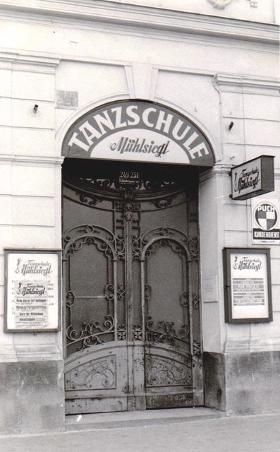 Seit 120 Jahren ein Fixpunkt auf der Schönbrunner Straße.