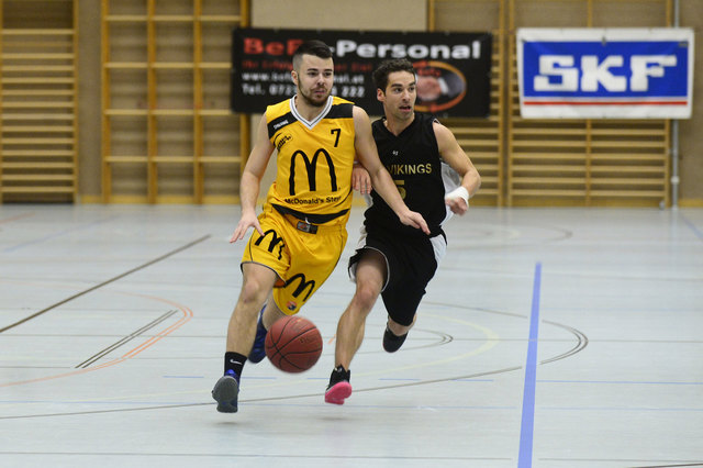 Mac's Playmaker Maki Kovacevic bei der Arbeit