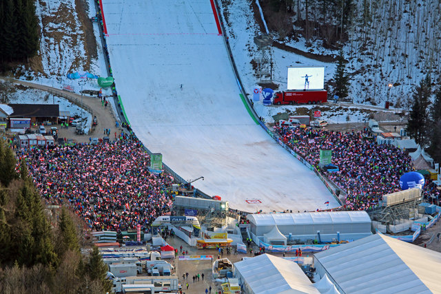 Gute Stimmung herrschte am ersten Tag des "Skiflugfestes" am Kulm. | Foto: Archiv/Marl