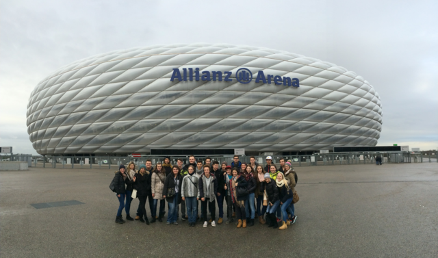 Bei ihrer Klassenfahrt besuchten die Ischler Tourismusschüler auch die Allianz Arena.