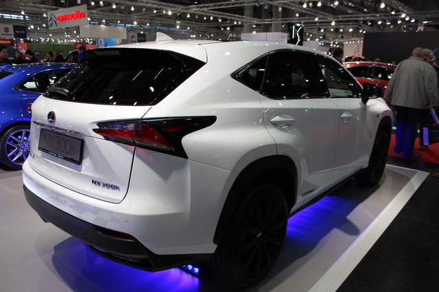 Lexus NX 300h