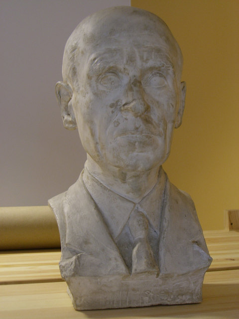 Büste von Hermann Knaus | Foto: Archiv MUVS, Wien