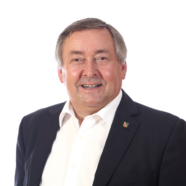 LAbg. Bgm. Franz Weinberger begrüßt die geplanten Investitionen im Krankenhaus St. Josef in Braunau.