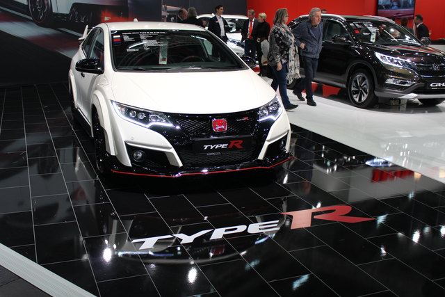Der Honda Civic Type R kam 2015 auf den Markt. Der Fronttriebler liefert mit 310 PS ein maximales Drehmoment von 400 Newtonmetern.