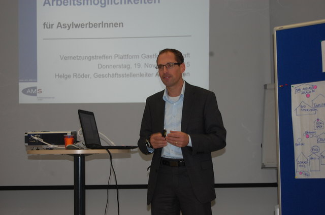 AMS-Geschäftsstellenleiter Helge Röder lobte das hohe Interesse an der BuK.li.