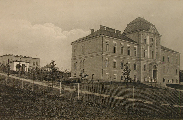 © Foto Damals: Stadt-Museumsarchiv Mistelbach © Foto Heute: Reitner