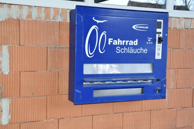 Einen Fahrradschlauchautomaten findet man auch nicht gerade an jeder Ecke.