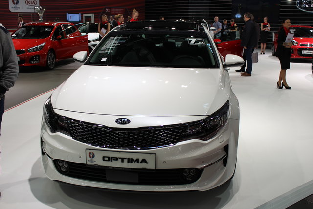 Der neue Kia Optima begeht sein Österreich-Debüt in Wien. Die Limousine startet bei 25.590 Euro.