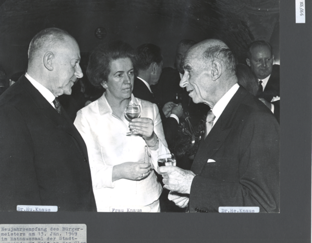 Der Chirurg Hermann Kanus während eines Neujahrsempfanges 1969 | Foto: Archiv MUVS, Wien