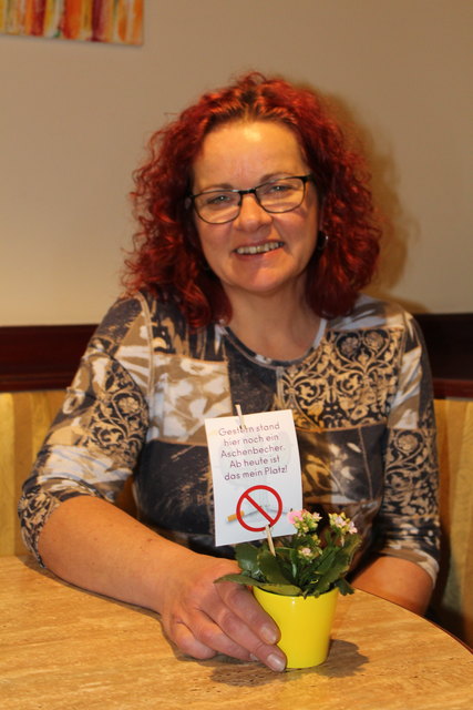 Charlotte Rabinig entschied sich, das Café Holzmann rauchfrei zu machen